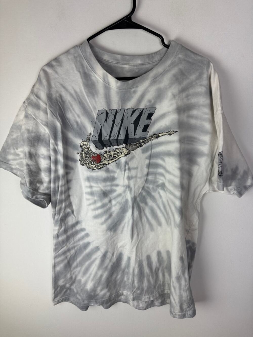 Nike Tee Shirt - Men's XL